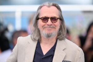 Gary Oldman Wiki, Height, Age, Parents, Siblings, Wife, Net Worth, Career, Slow Horses Season 5