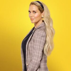 Elizabeth Berkley Wiki, Height, Age, Parents, Siblings, Wife, Net Worth, Career, All’s Fair